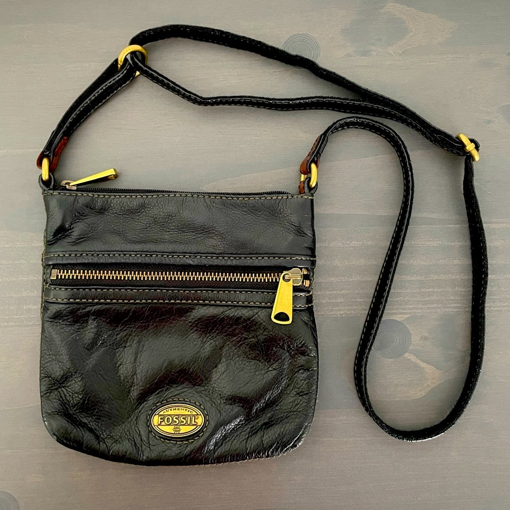Fossil Black Leather Mini Explorer Crossbody Purse